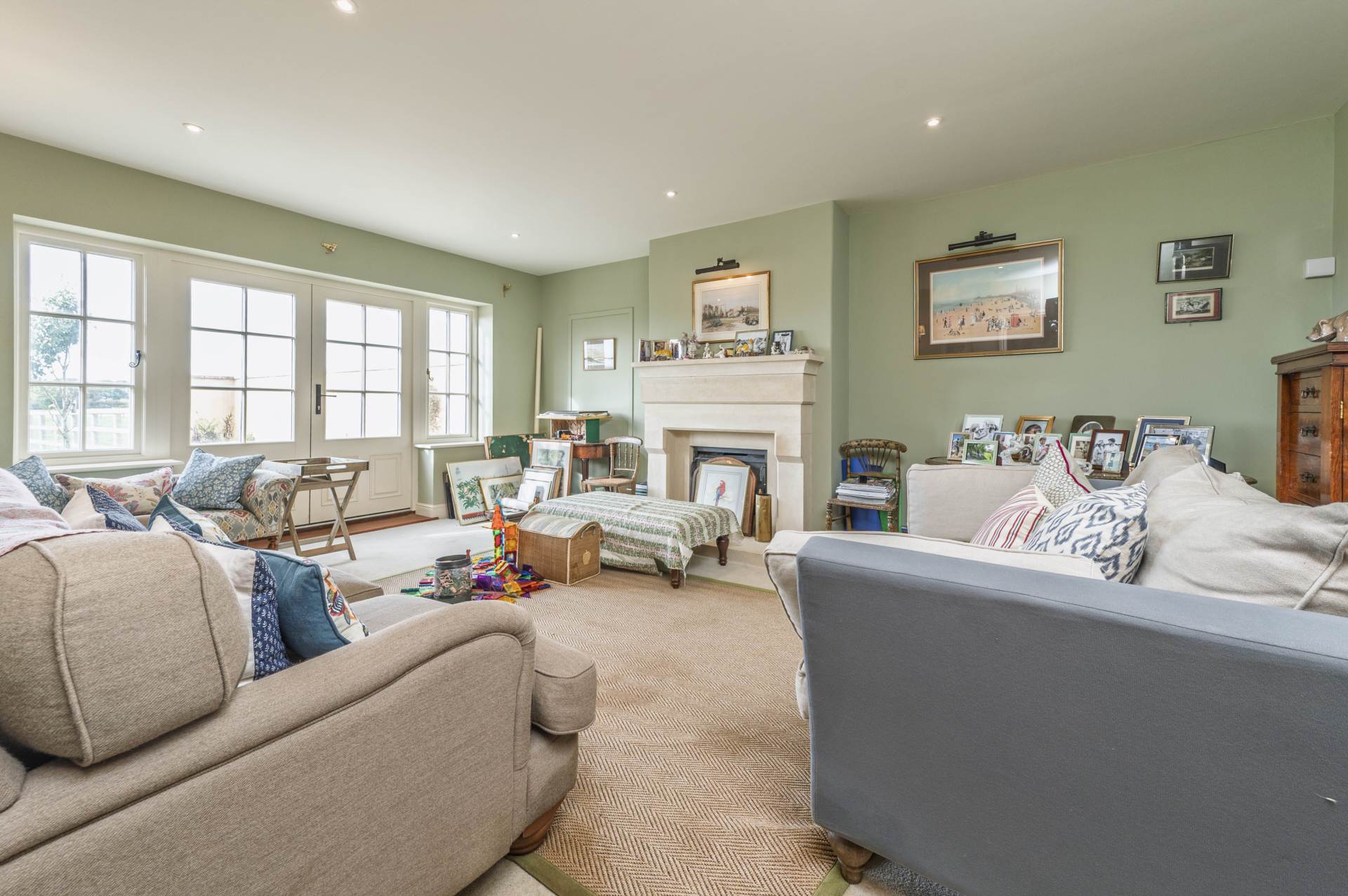 Bradborough Farmhouse, Southrop, Image 8