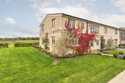 Bradborough Farmhouse, Southrop, Image 16