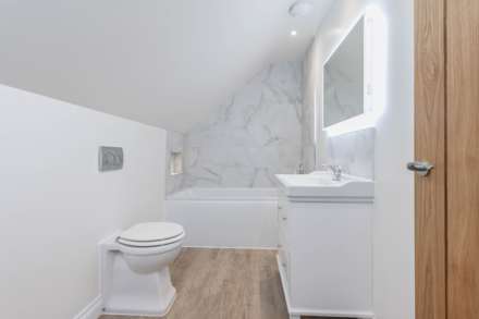 Upper Oddington, Image 12