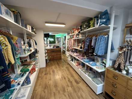 8 Middle Row, Chipping Norton, Image 2