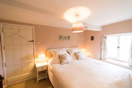 Church Street, Bledington, Image 16