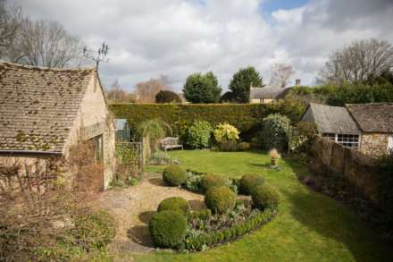 Church Street, Bledington, Image 27