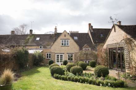 Church Street, Bledington, Image 3