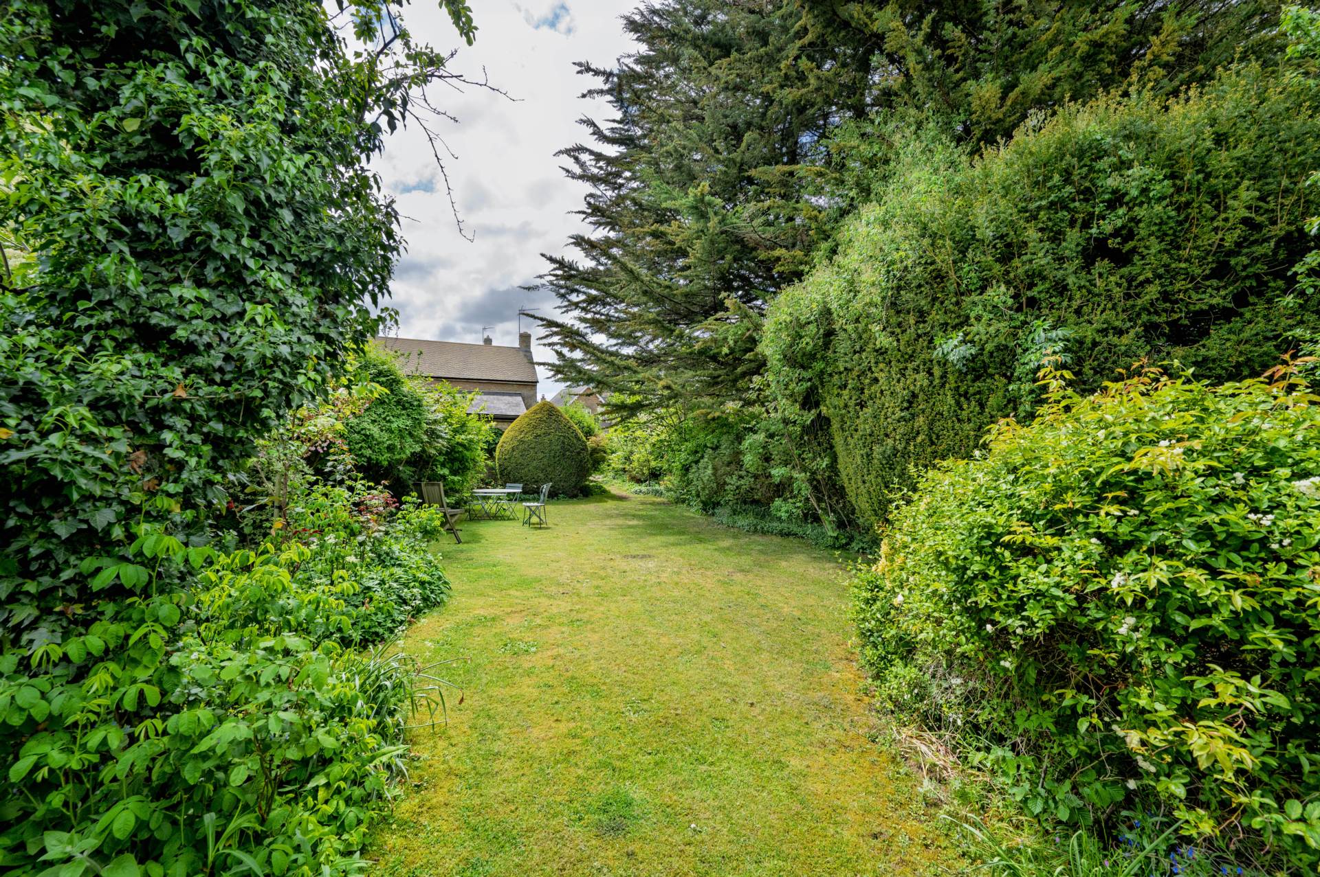 Hastings Hill, Churchill, Image 19