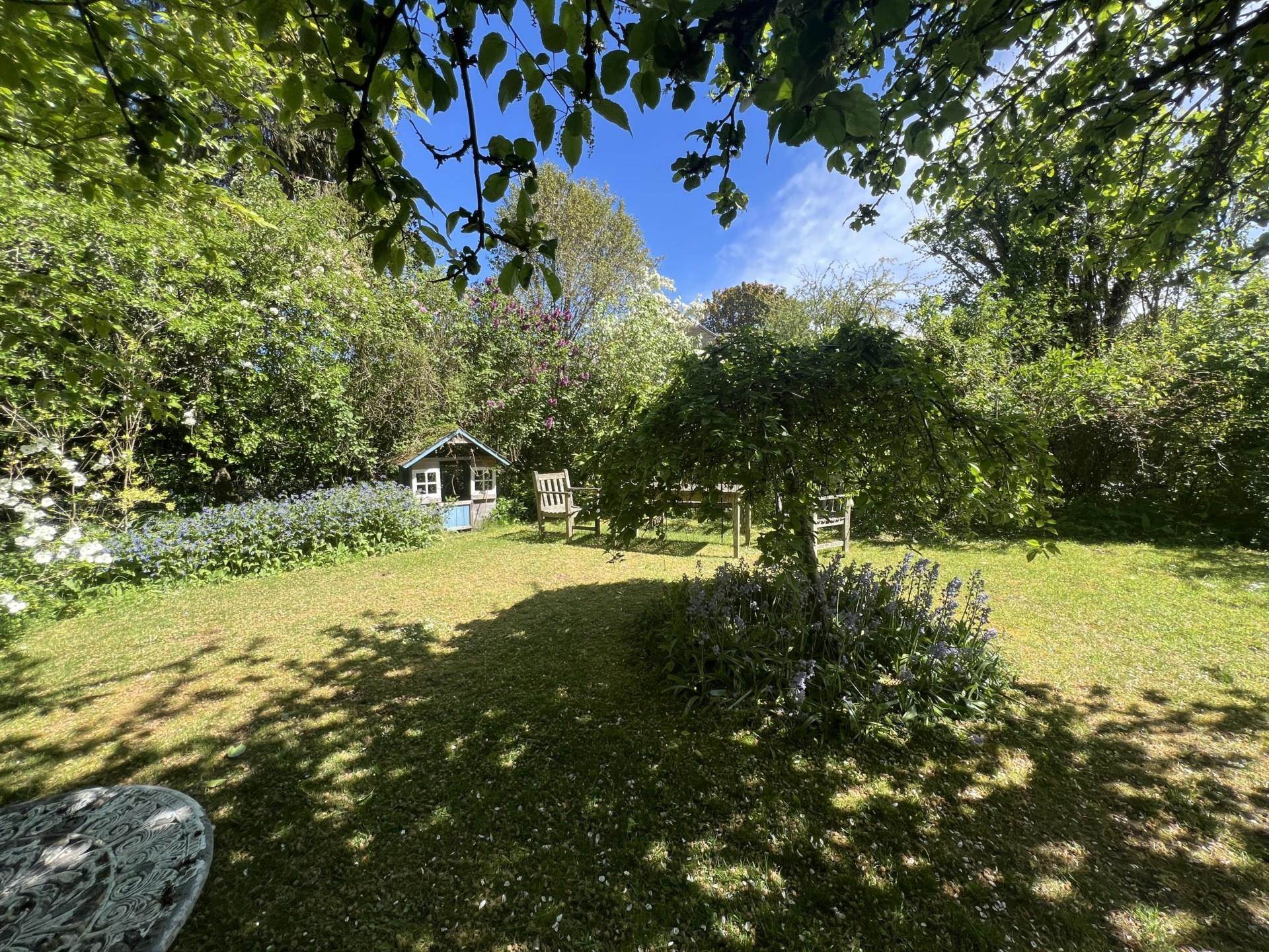 Hastings Hill, Churchill, Image 20