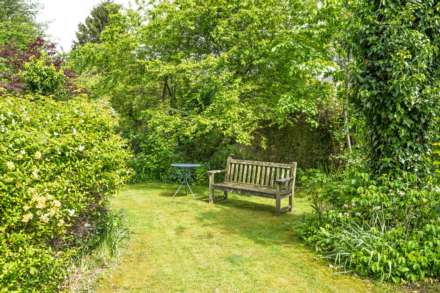 Hastings Hill, Churchill, Image 18