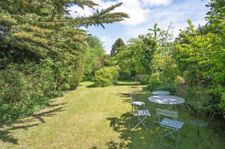 Hastings Hill, Churchill, Image 2
