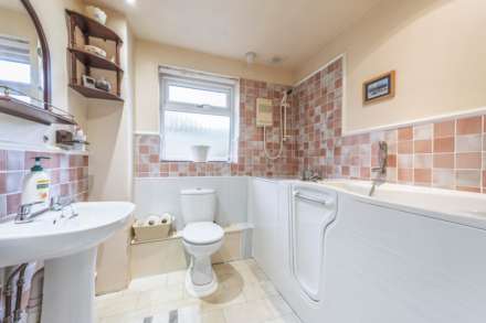 Rawlinson Close, Chadlington, Image 10