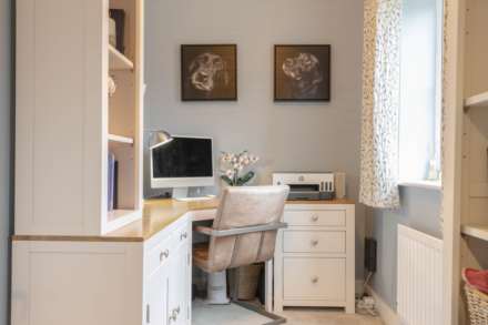 Burrows Crescent, Chipping Norton, Image 5