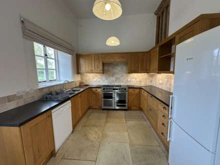 Holbrook Farm, East End, Image 5