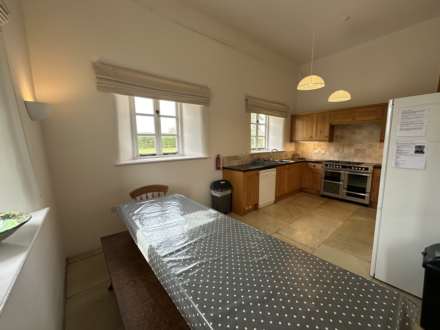 Holbrook Farm, East End, Image 6