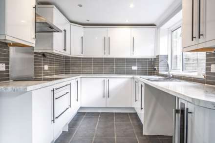 Lords Piece Road, Chipping Norton, Image 5