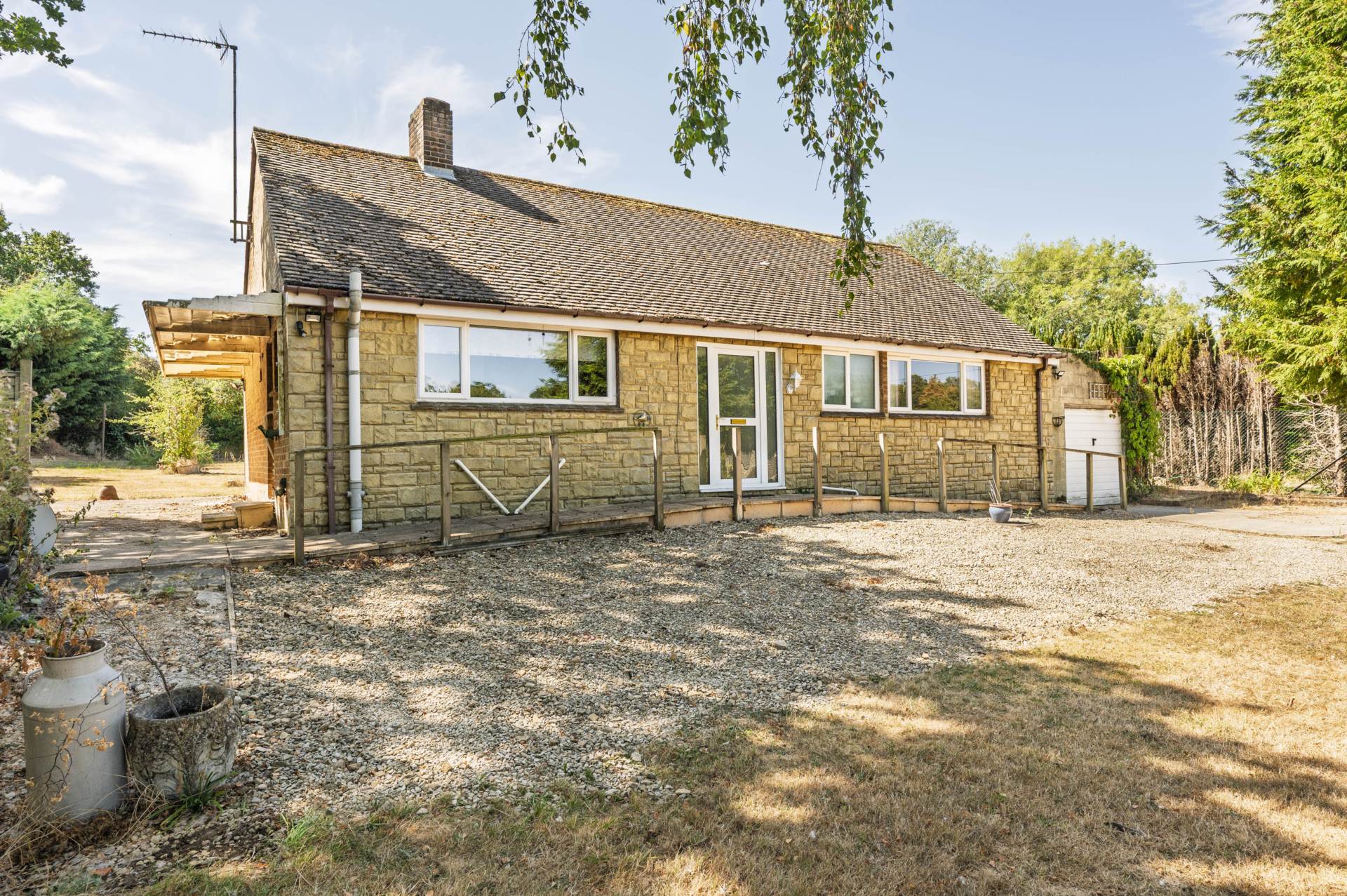 High Street, Finstock, Image 16