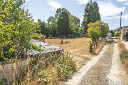High Street, Finstock, Image 22