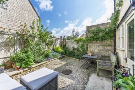Lower End, Salford, Image 14