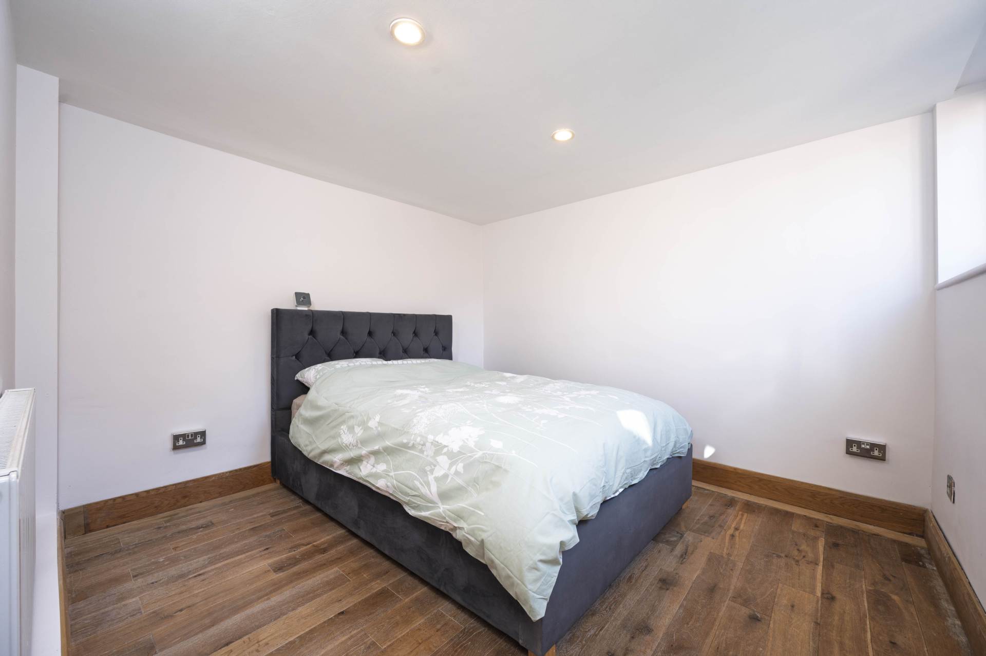 High Street, Chipping Norton, Image 11