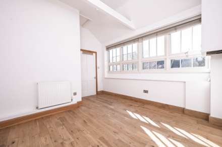 High Street, Chipping Norton, Image 8