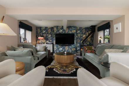 Meadow Bank Barn, Ascott Under Wychwood, Image 8