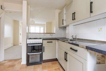 Pearce Drive, Chipping Norton, Image 4