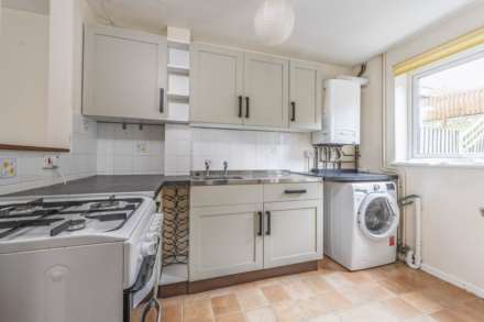 Pearce Drive, Chipping Norton, Image 5