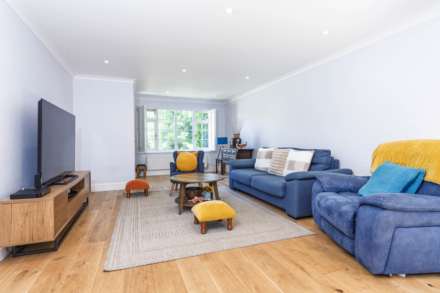 Mill Close, Chadlington, Image 2