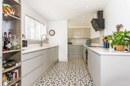 Mill Close, Chadlington, Image 6