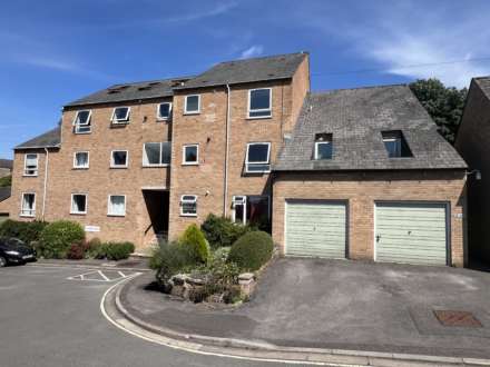 Finsbury Place, Chipping Norton