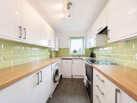 Finsbury Place, Chipping Norton, Image 3