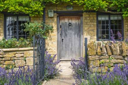 Heythrop Cottage, Church Enstone, Image 27