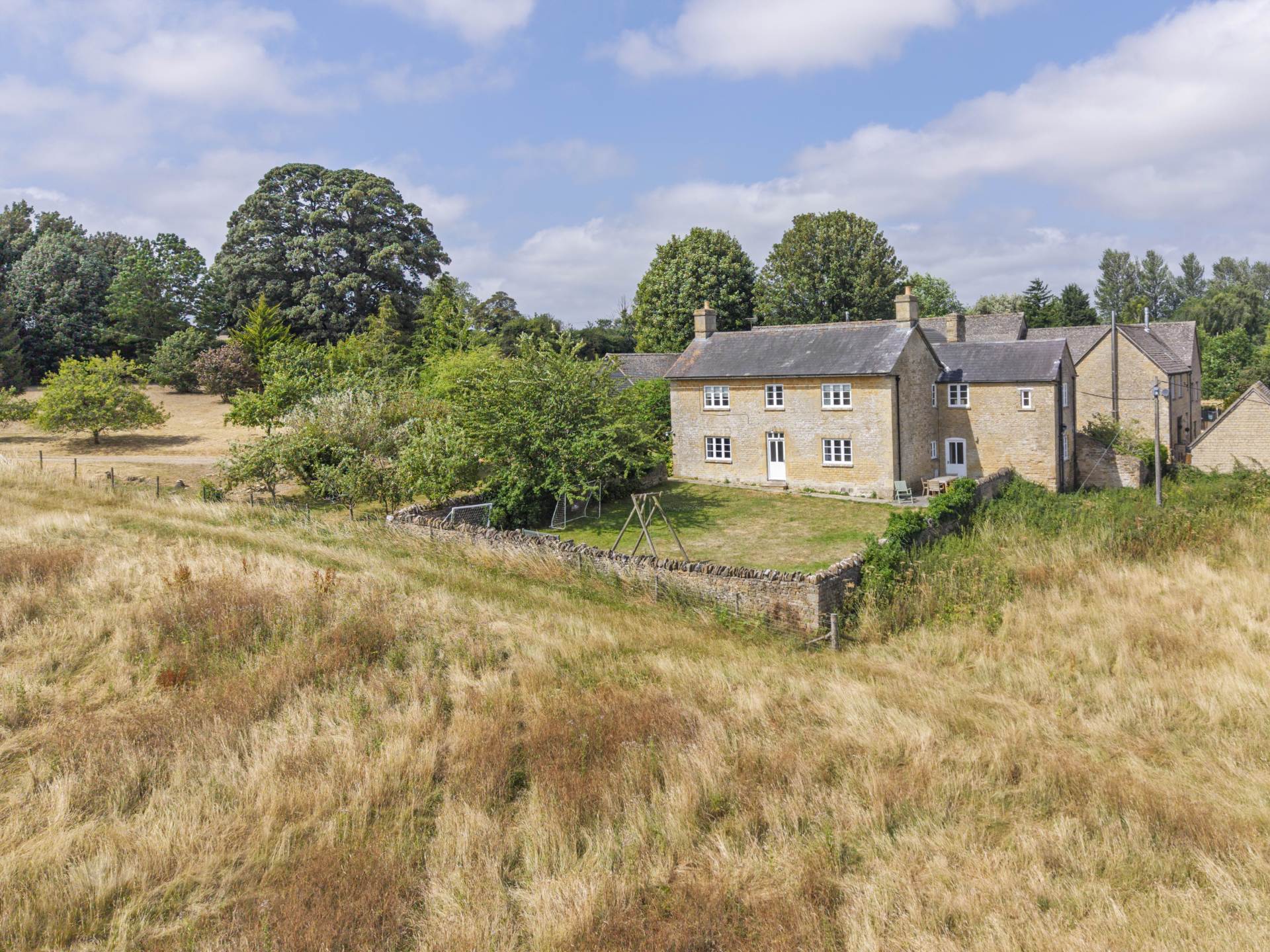 Hill Farmhouse, Lidstone, Image 1