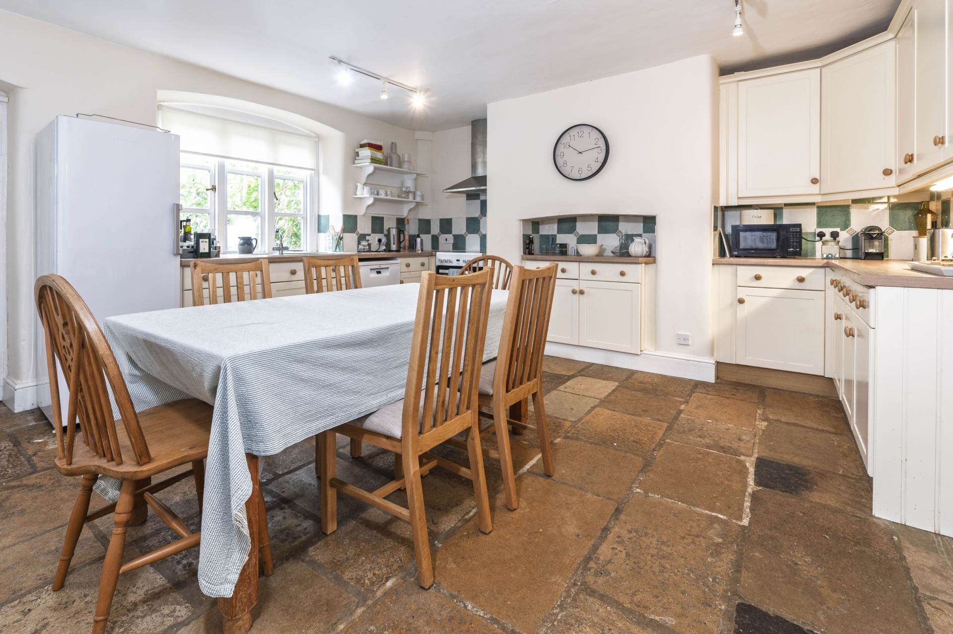Hill Farmhouse, Lidstone, Image 4