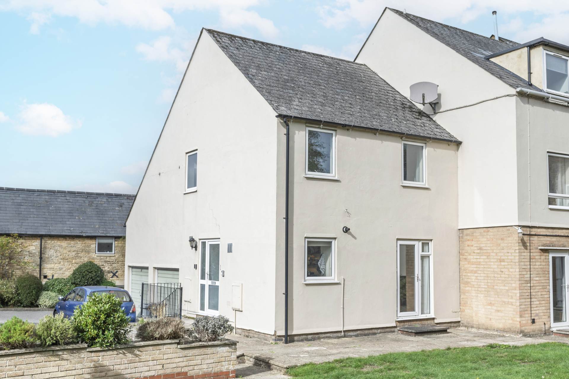 Finsbury Place, Chipping Norton, Image 1
