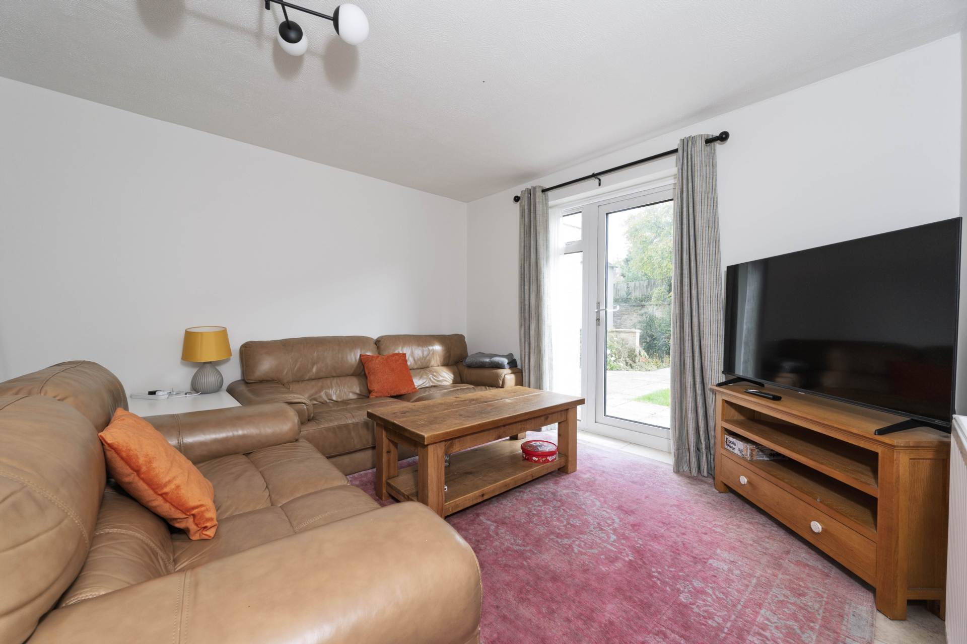 Finsbury Place, Chipping Norton, Image 3