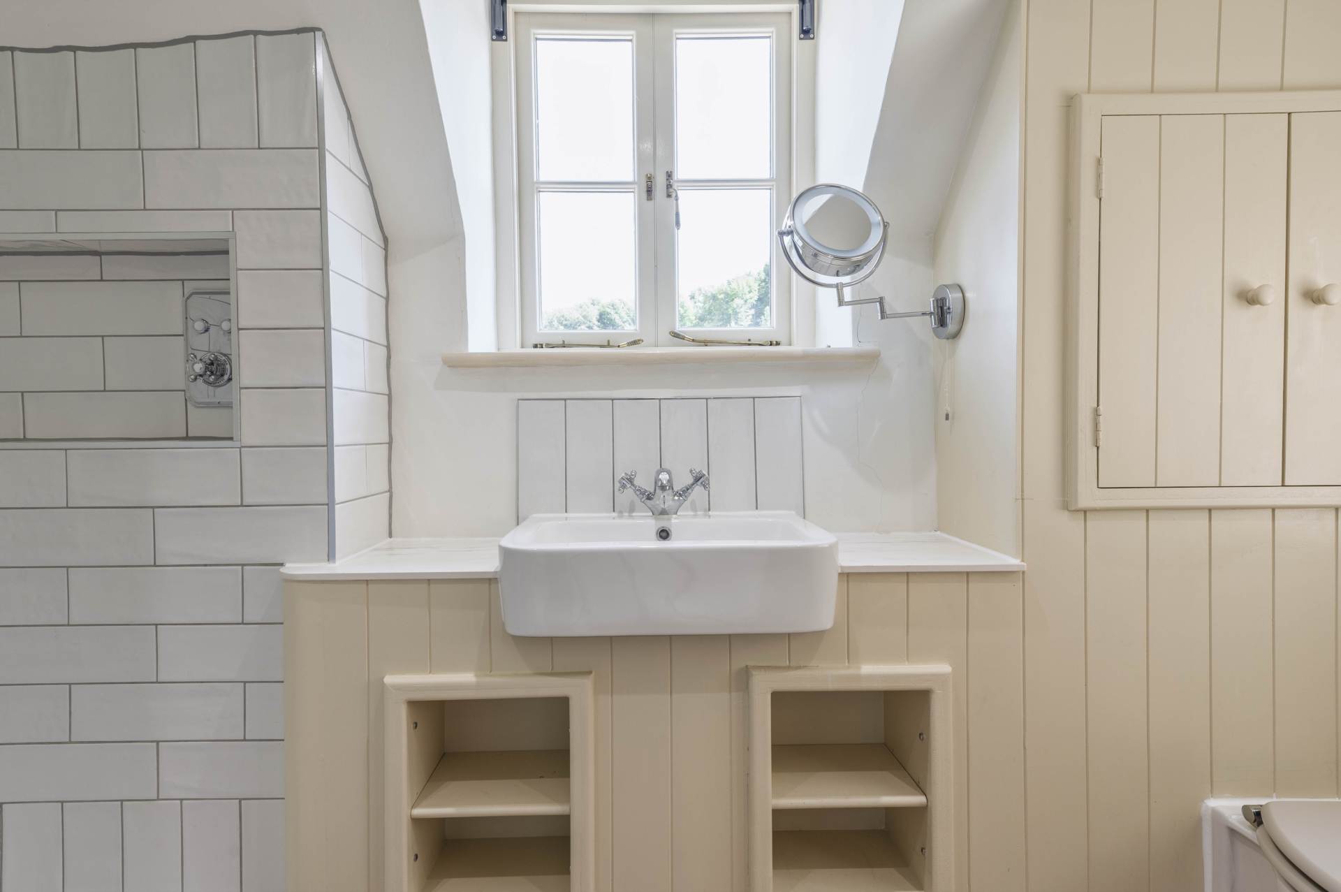 Tilborough Cottage, Campden House Estate, Image 11