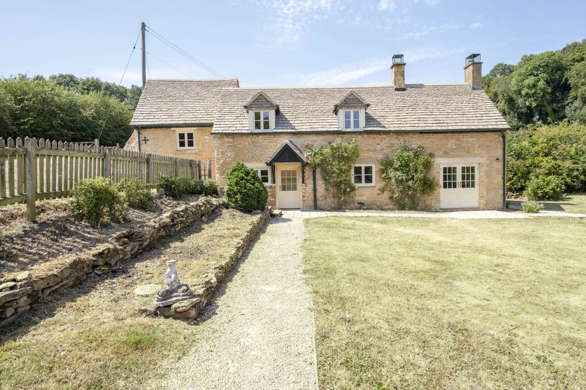 Tilborough Cottage, Campden House Estate, Image 2