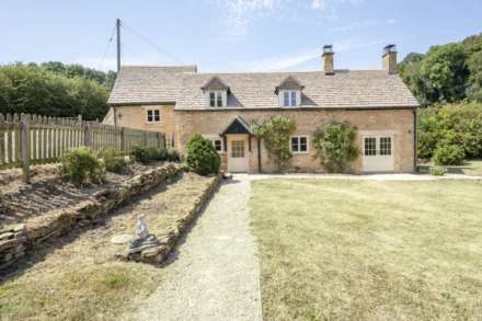 Tilborough Cottage, Campden House Estate, Image 2