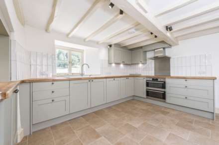 Tilborough Cottage, Campden House Estate, Image 4