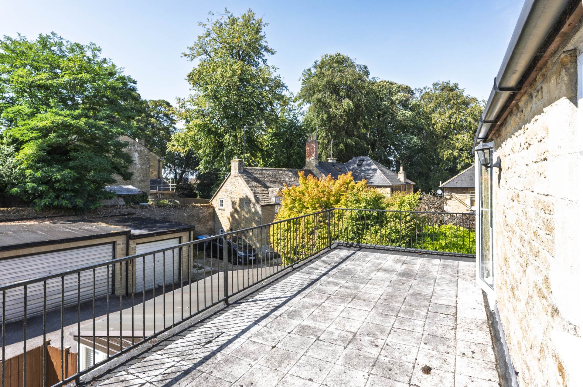 Rock Hill, Chipping Norton, Image 16