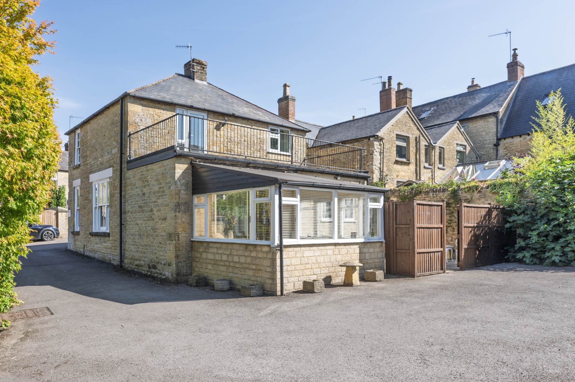 Rock Hill, Chipping Norton, Image 2