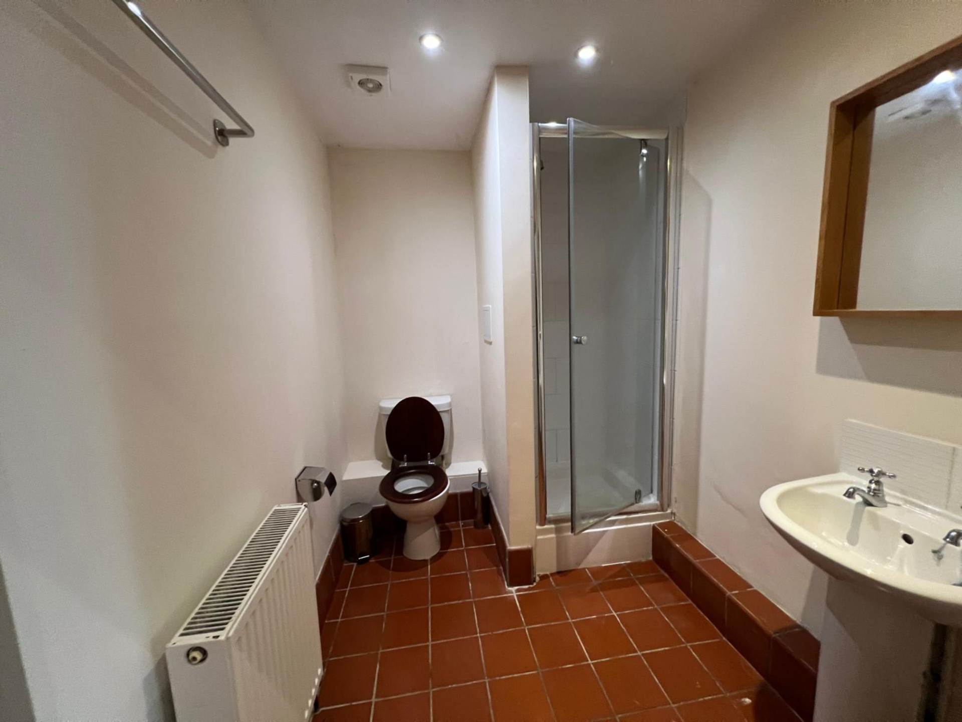 Barn Cottage, Little Tew Grounds, Image 12