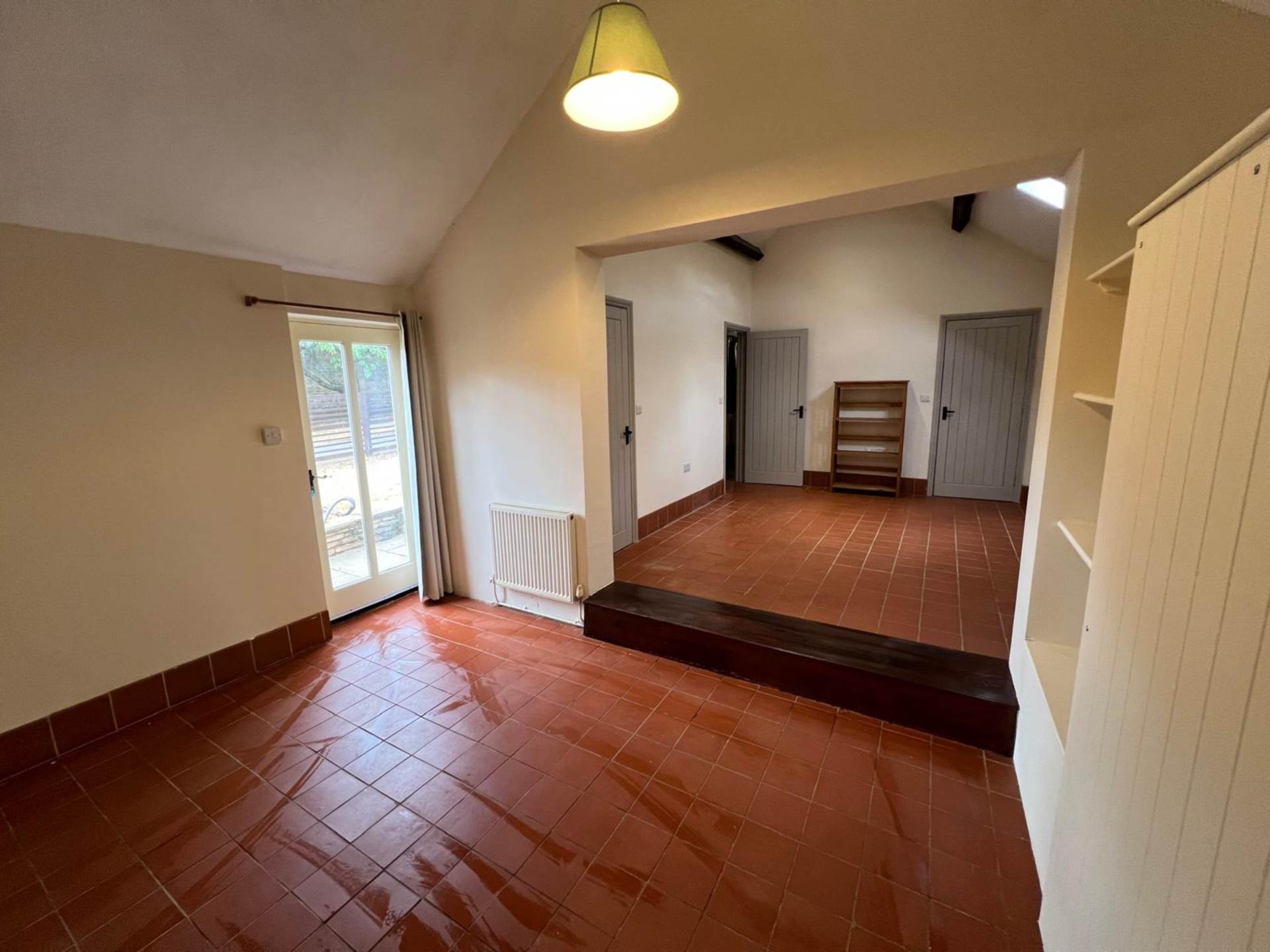 Barn Cottage, Little Tew Grounds, Image 8