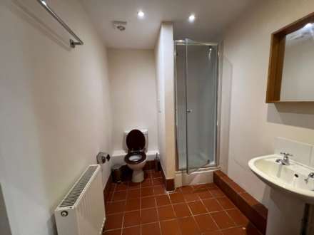 Barn Cottage, Little Tew Grounds, Image 12
