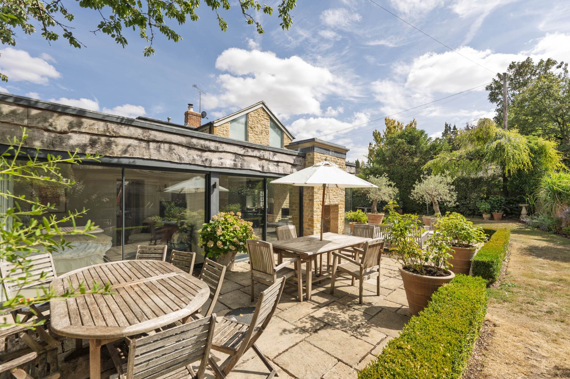 Orchard Leigh, West End, Kingham, Image 23