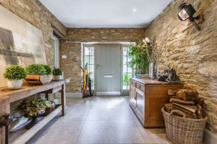 Orchard Leigh, West End, Kingham, Image 2