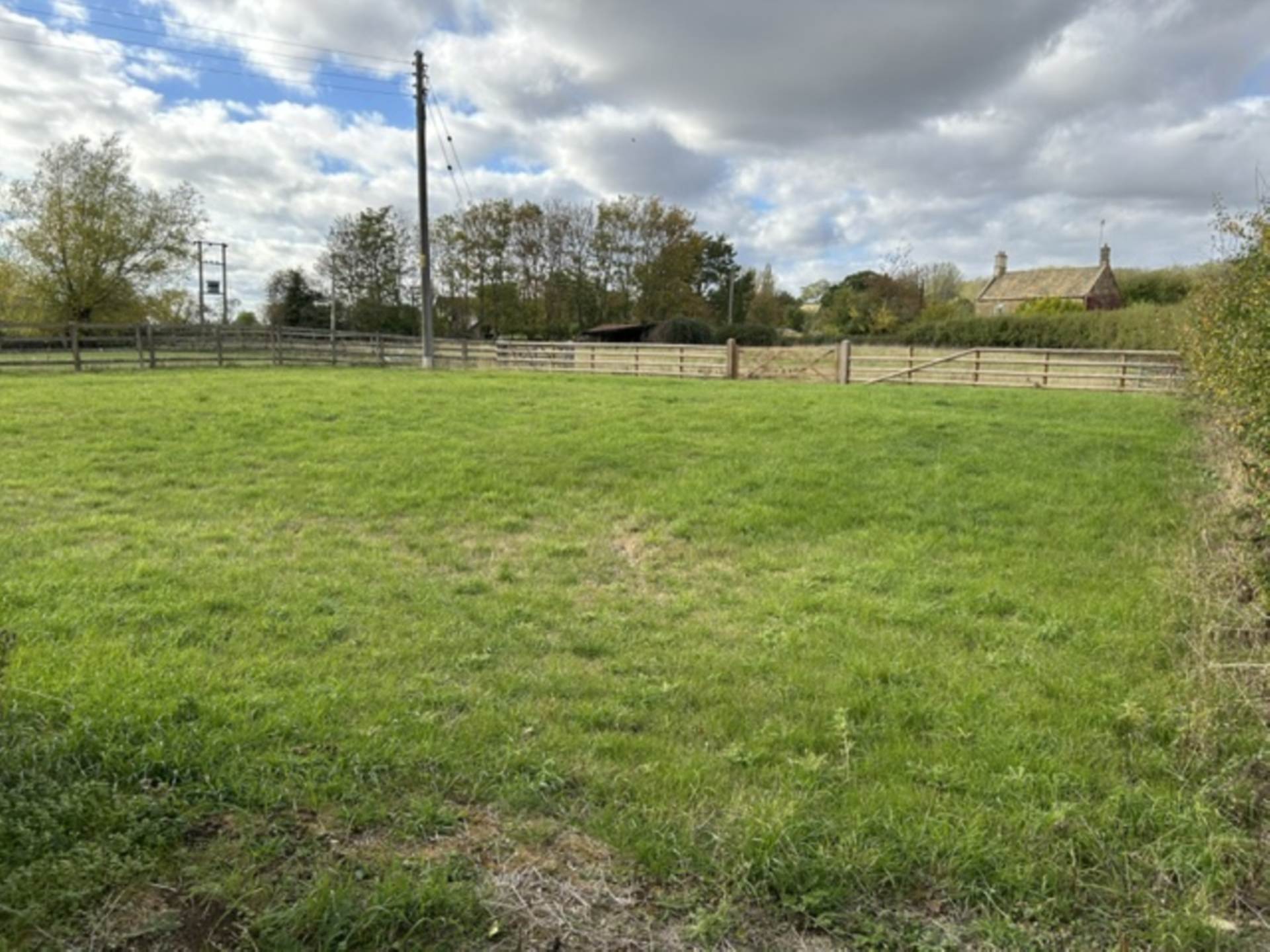 The Green, Sutton Under Brailes, Image 9
