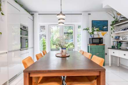 Evans Way, Chipping Norton, Image 3