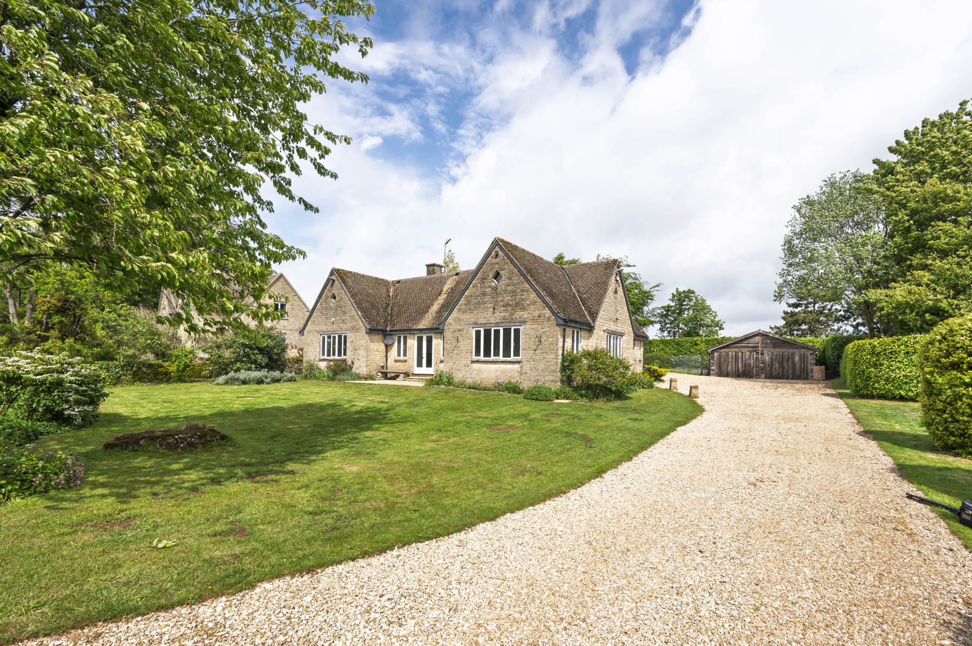 The Lodge, Little Tew, Image 1