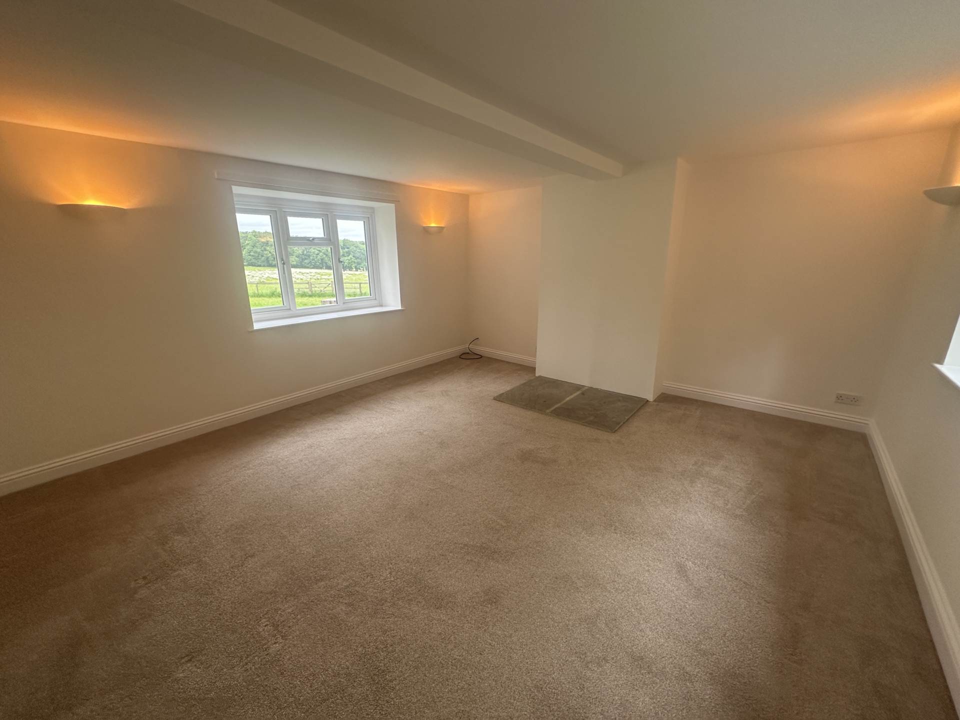 Whites Barn, Finstock, Image 6