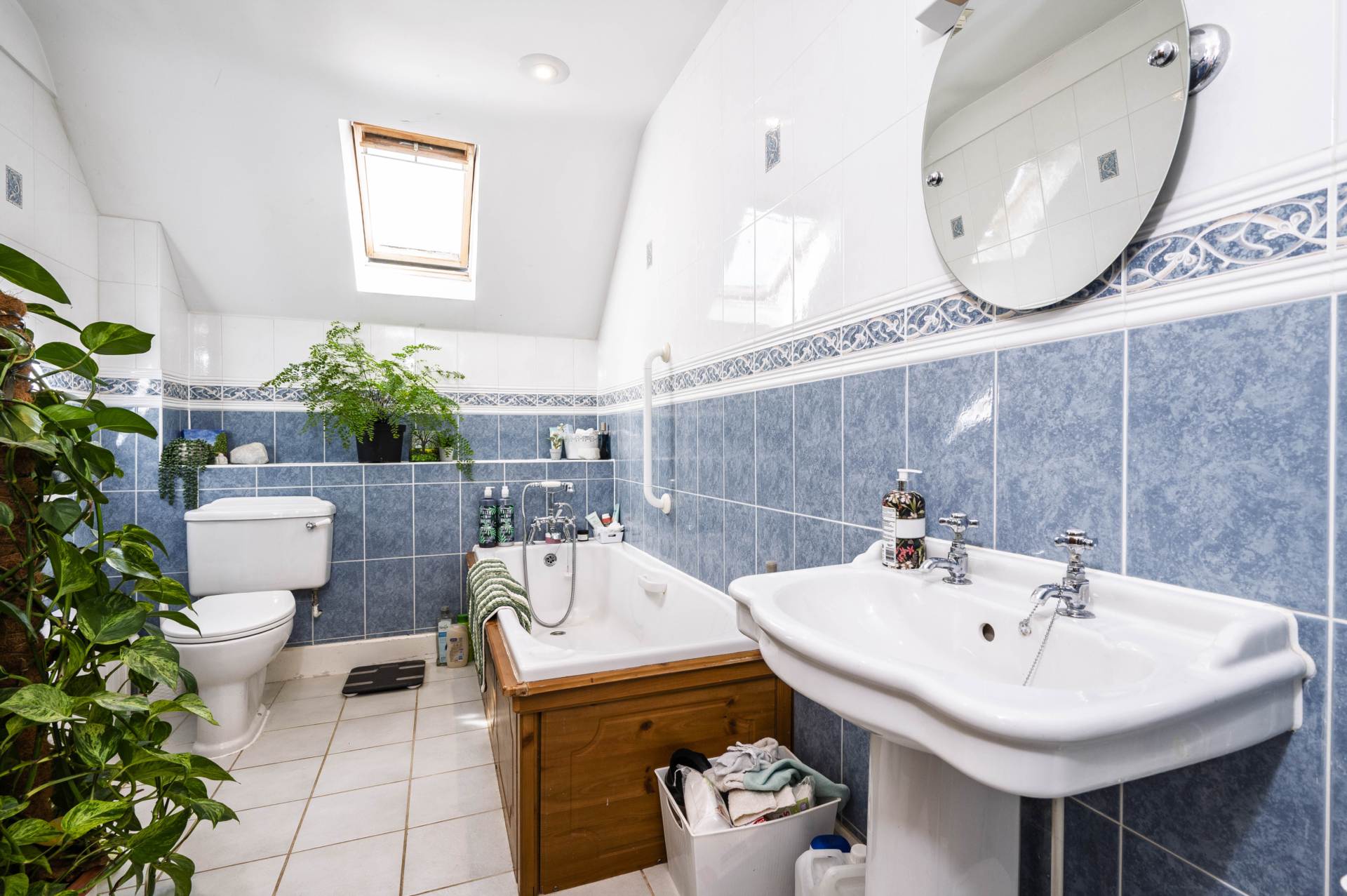 Chadlington Barns, Chadlington, Image 11