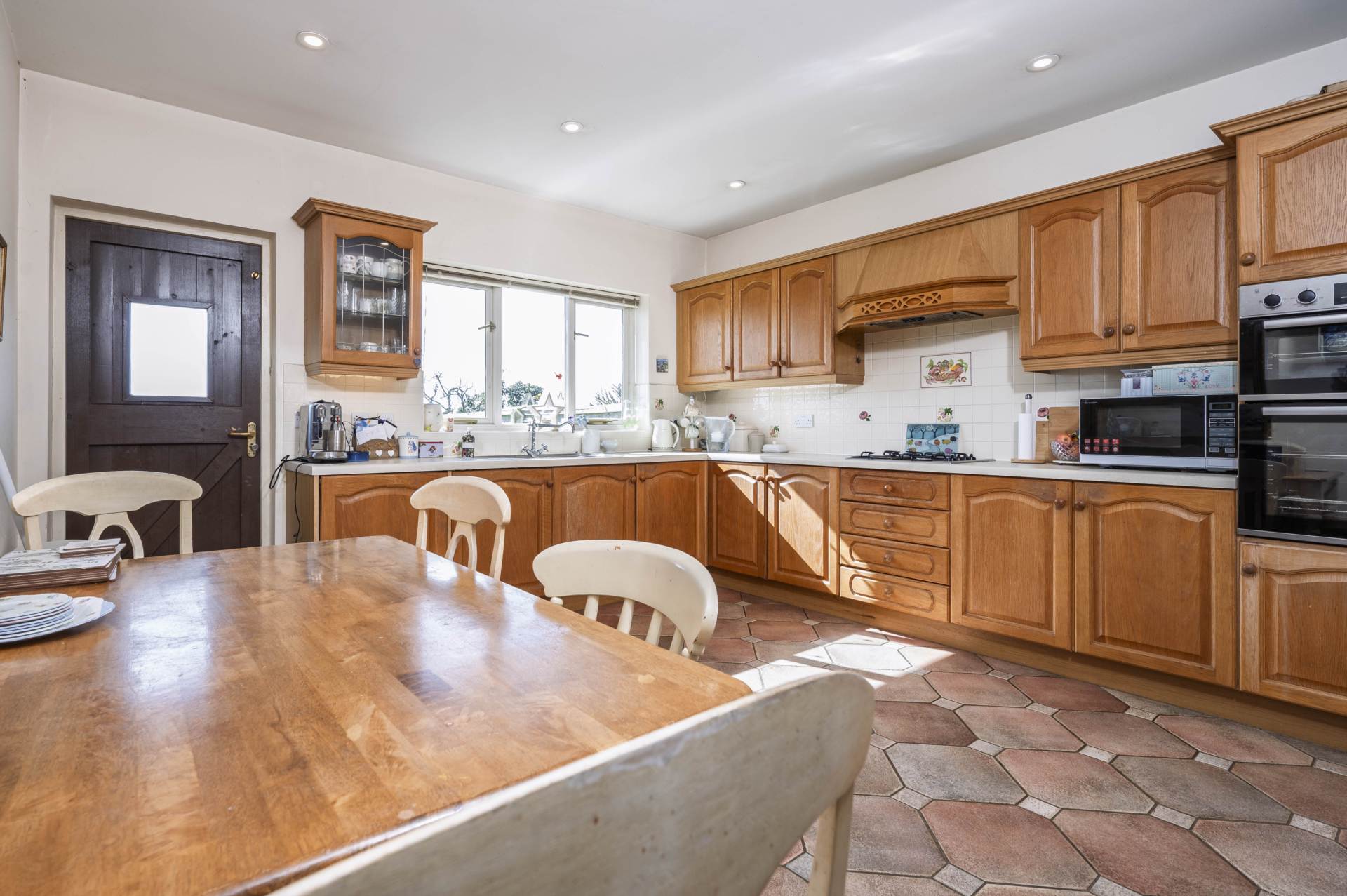 Chadlington Barns, Chadlington, Image 3